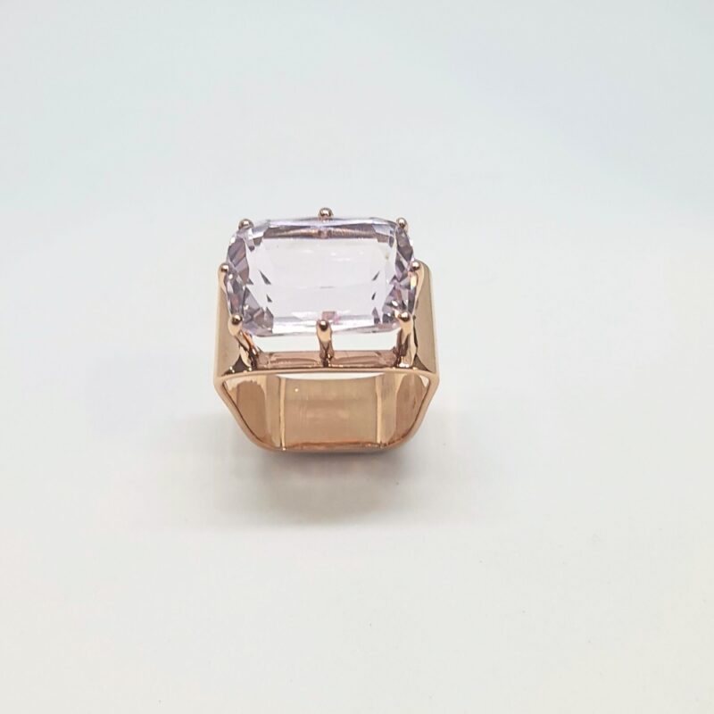 18K Ring with Kunzite and Diamonds