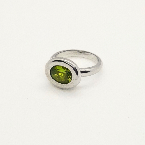 Green Peridot Oval Ring