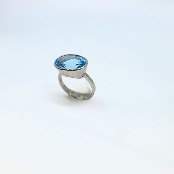 Blue Topaz Ring Chrysotheque